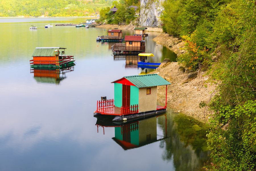 Places to visit in Serbia - Houseboats of Perucac